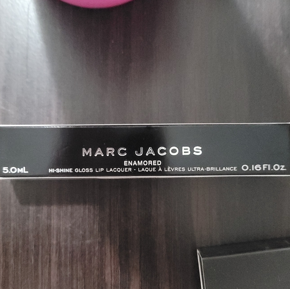 Marc Jacobs Enamored Lacquer